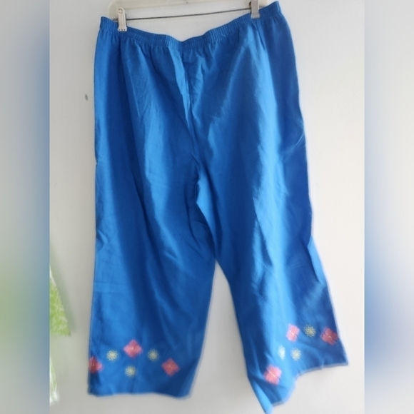 NWT Kim Rogers Blue Linen w/Floral Embroidery Pull On Ankle Pants size Large - Picture 6 of 8